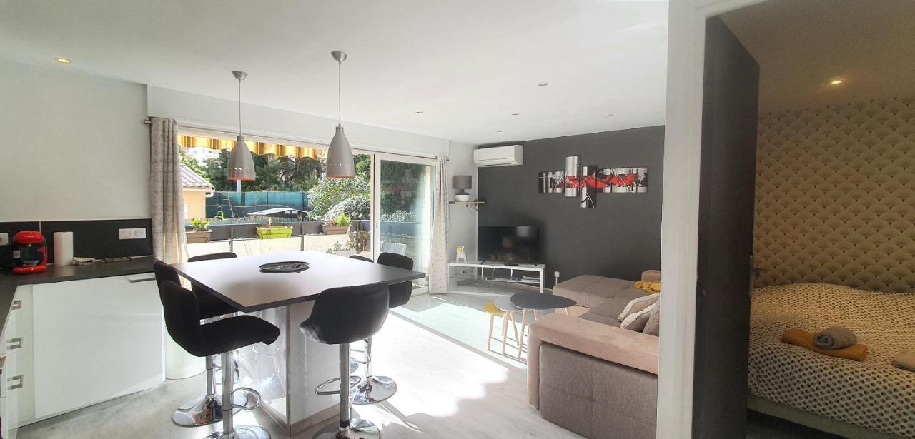 Le Silene Apartamento Sainte-Maxime Exterior foto