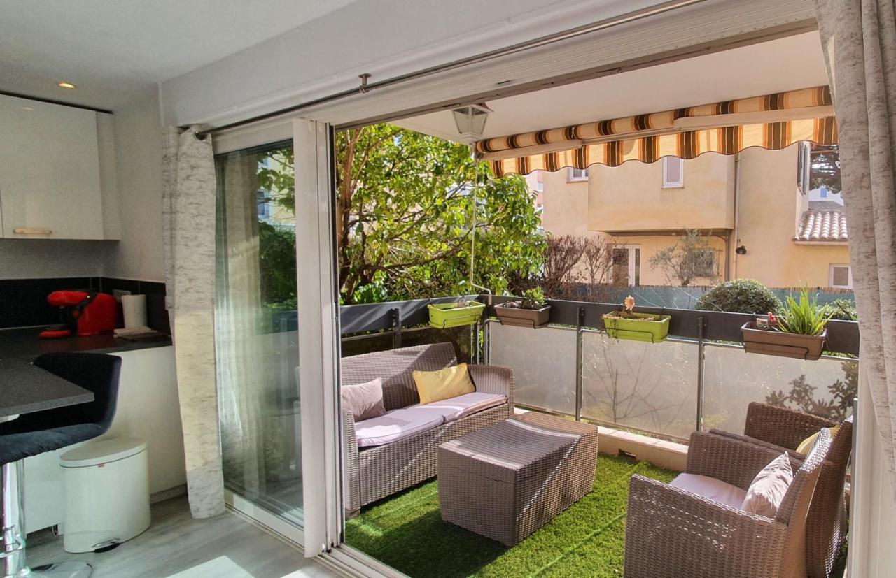 Le Silene Apartamento Sainte-Maxime Exterior foto